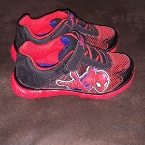 Marvel’s Spider-Man Toddler Boy Laceless Sneakers